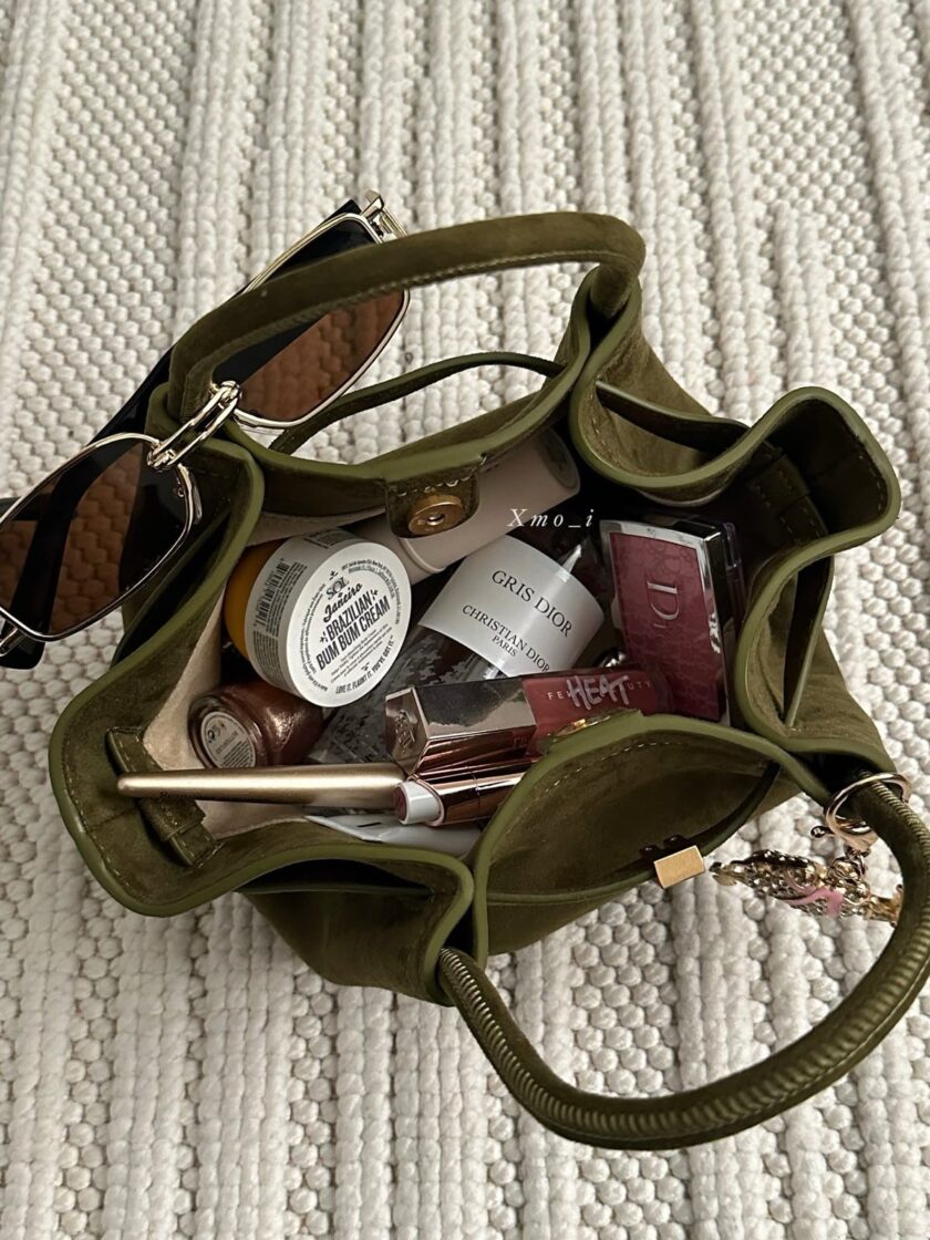 Mini velvet green bag (pre order) - Image 2